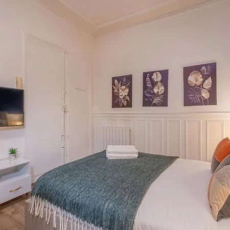 Douillet Pour 2 Au Coeur De Montmartre - Iv 아파트 *