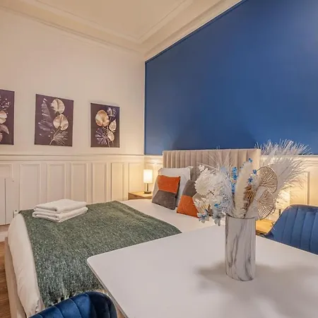 Douillet Pour 2 Au Coeur De Montmartre - Iv Apartmán *