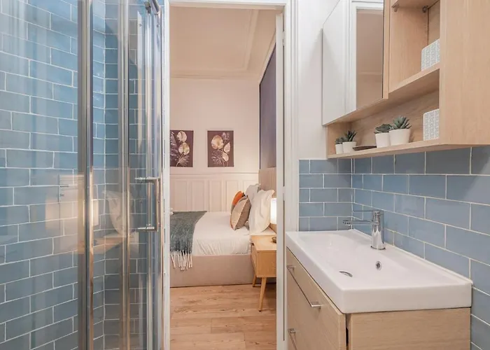 Douillet Pour 2 Au Coeur De Montmartre - Iv Апартаменты *
